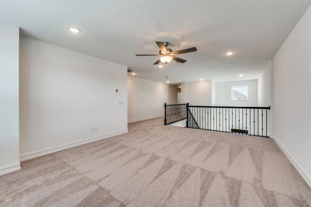 345 Rosemoor Place