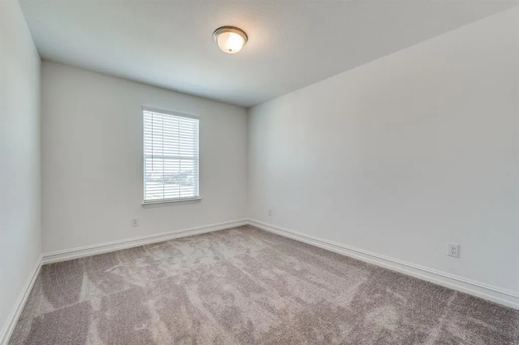 345 Rosemoor Place