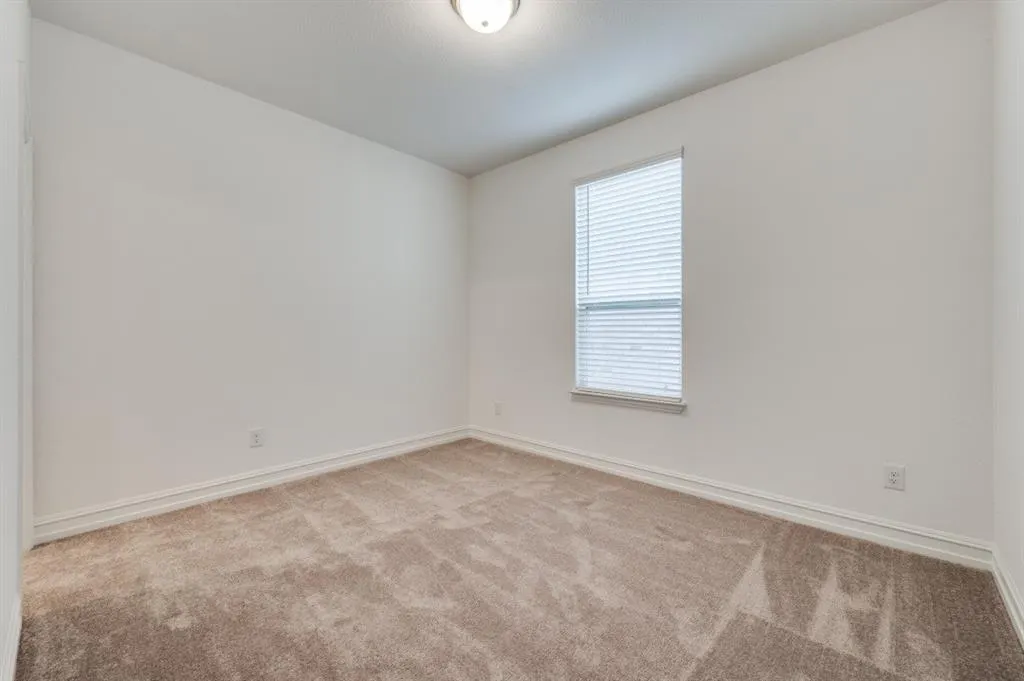 345 Rosemoor Place