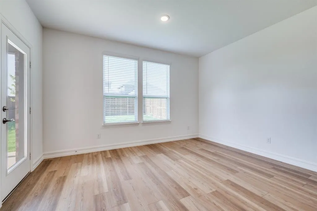345 Rosemoor Place