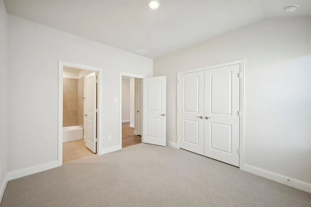608 Willet Drive