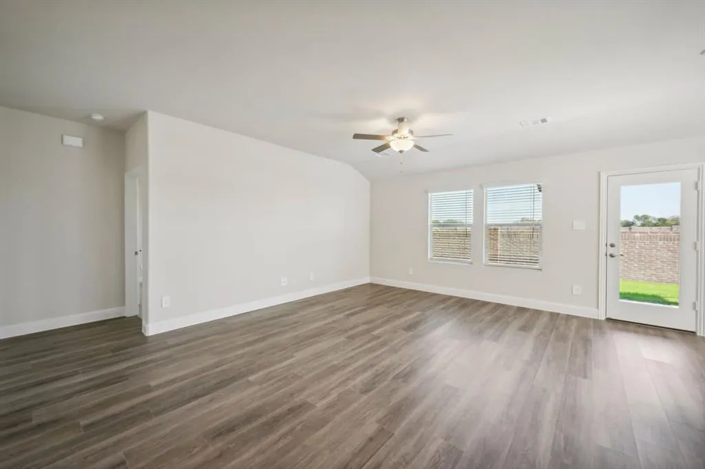 608 Willet Drive