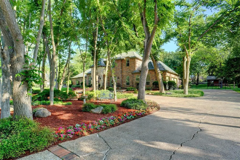 14 Shadywood Lane