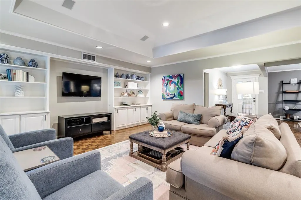 11116 Cinderella Lane