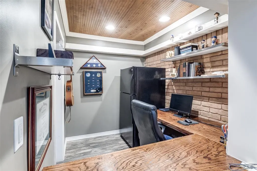 11116 Cinderella Lane
