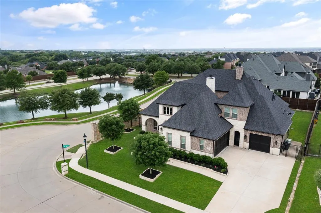 1161 Clipston Drive