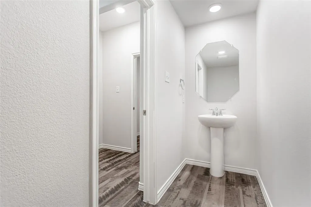 2148 Miramar Drive