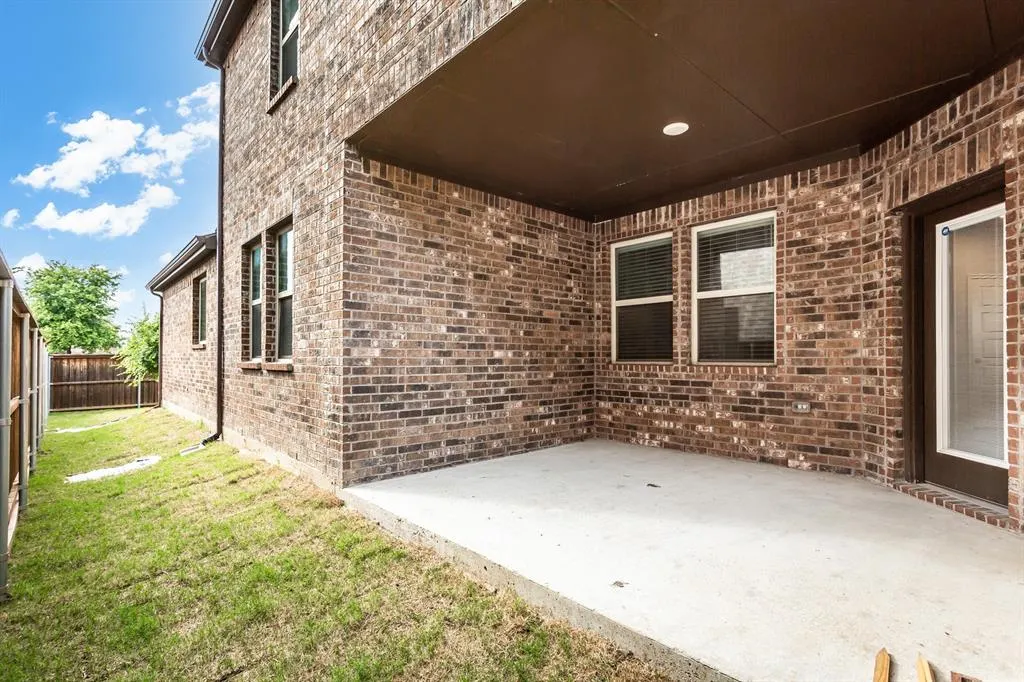 2148 Miramar Drive