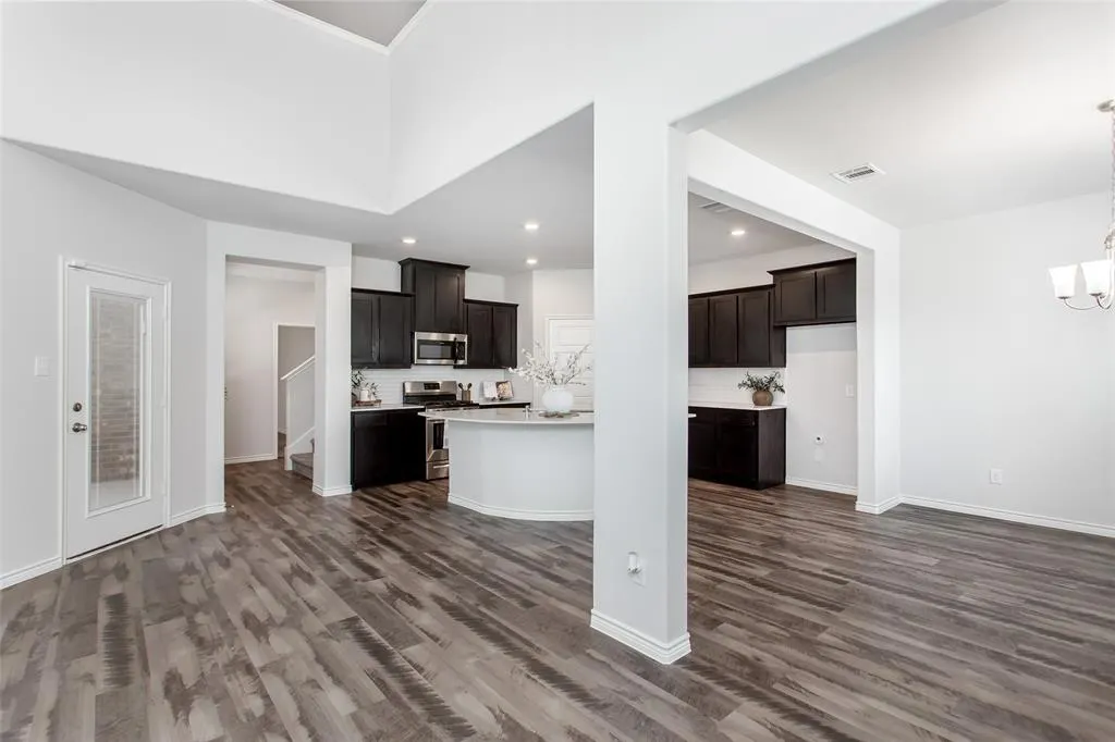 2148 Miramar Drive