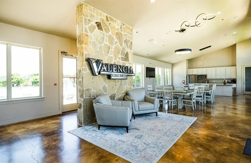 2148 Miramar Drive
