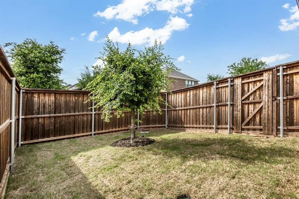 2148 Miramar Drive