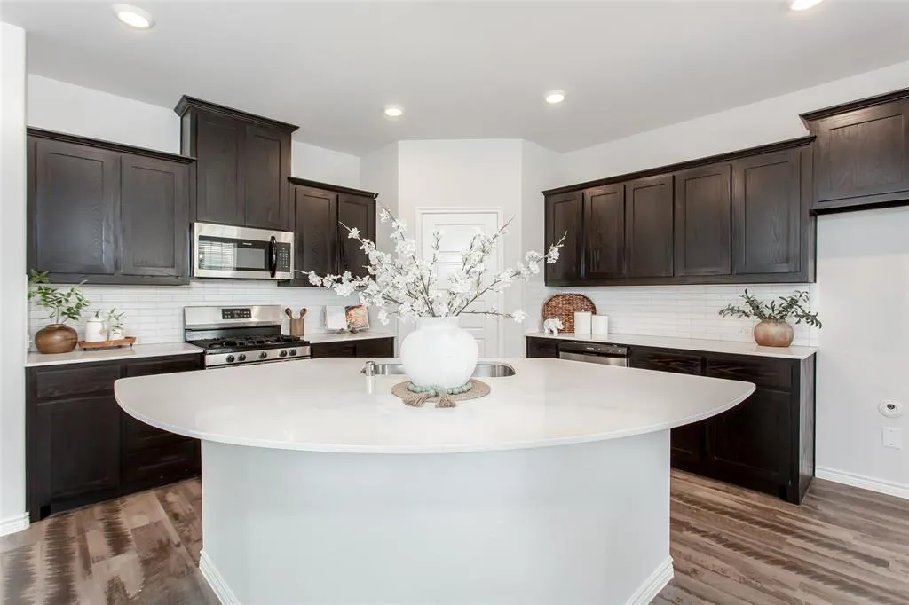 2148 Miramar Drive