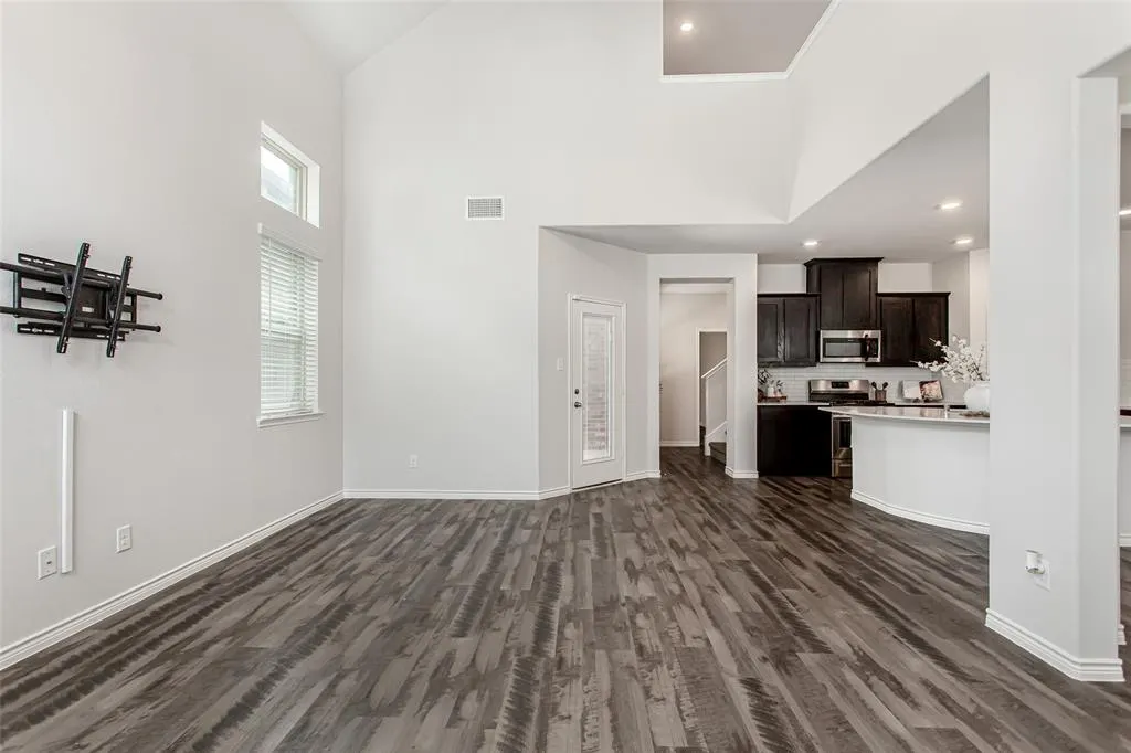 2148 Miramar Drive