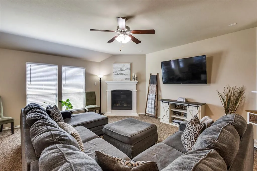 2613 Hillrich Drive