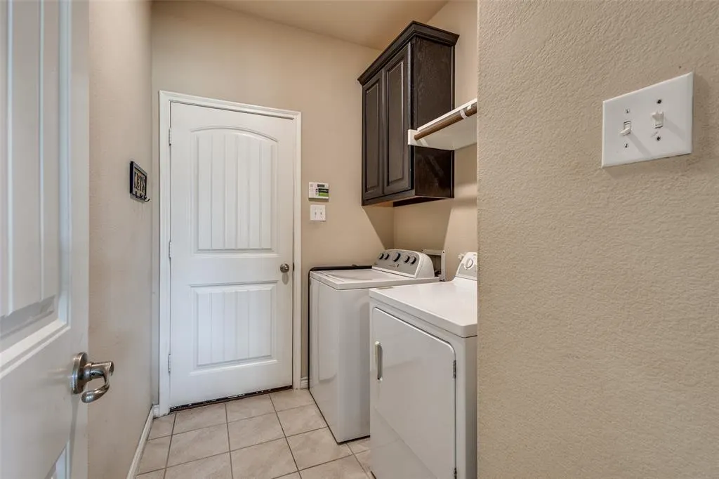 2613 Hillrich Drive