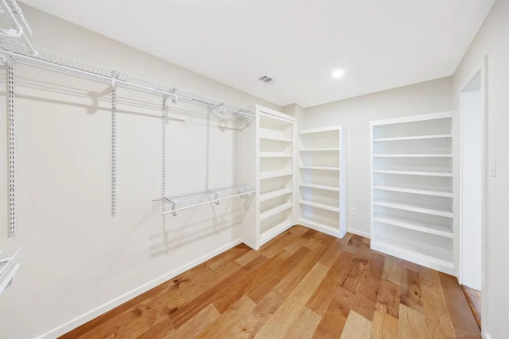 4107 Highland Road
