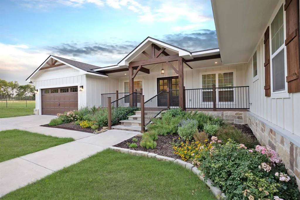 4107 Highland Road