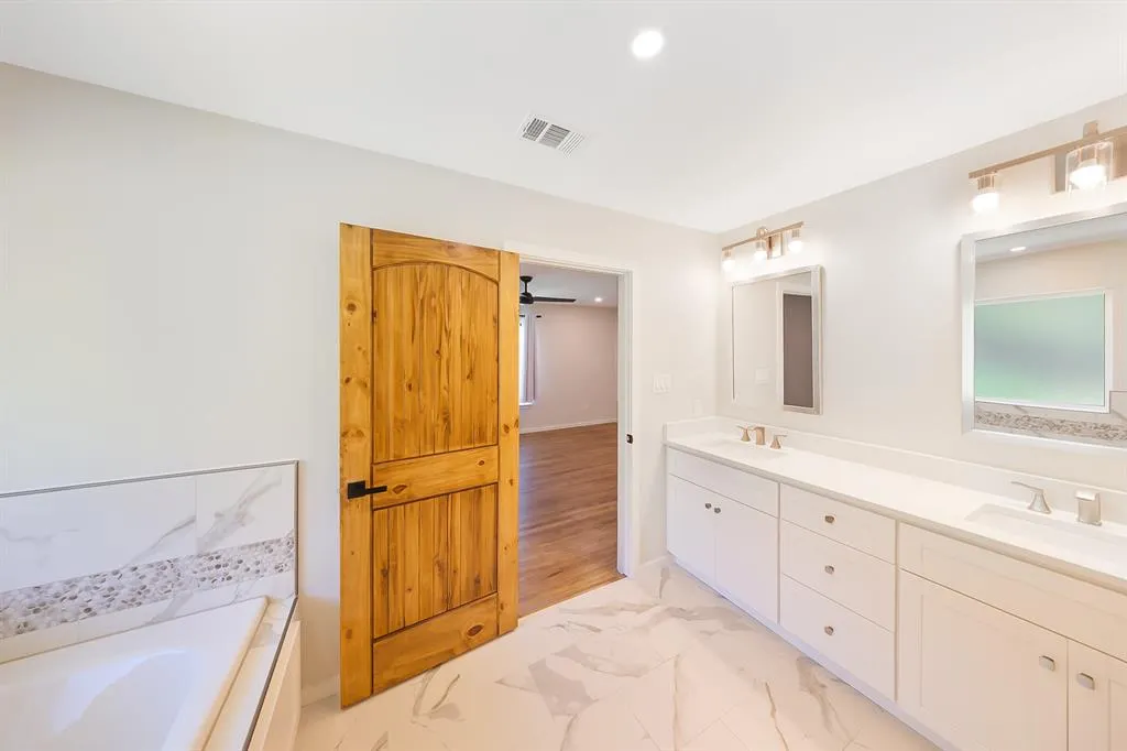 4107 Highland Road