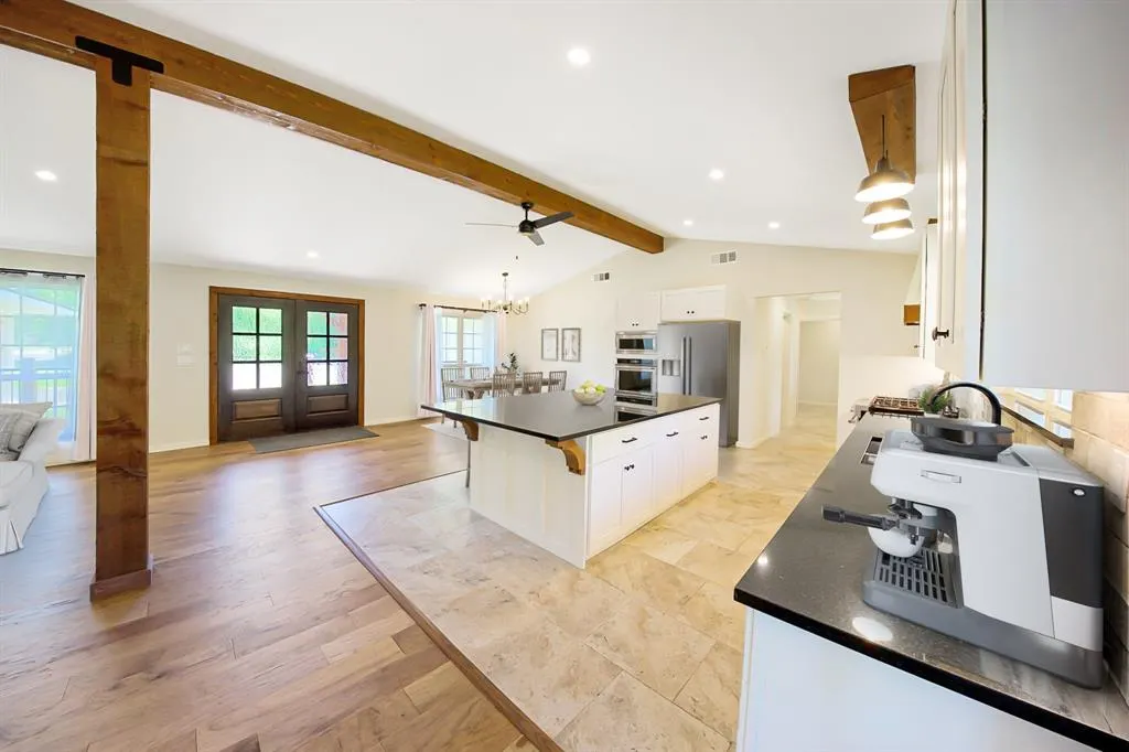 4107 Highland Road