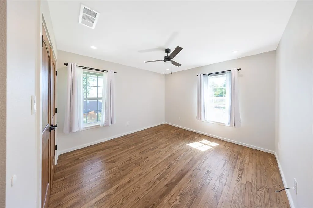 4107 Highland Road