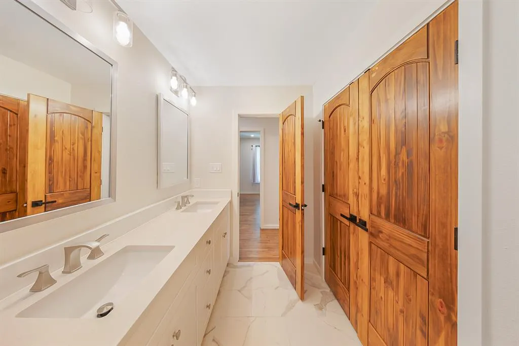 4107 Highland Road