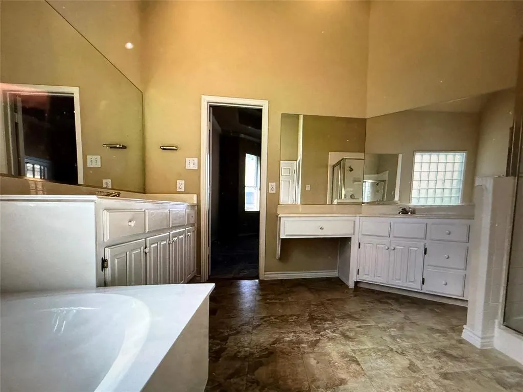 3400 Dartmouth Drive