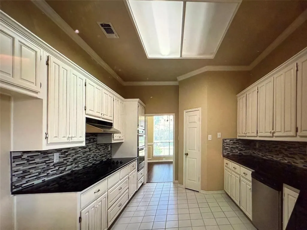 3400 Dartmouth Drive