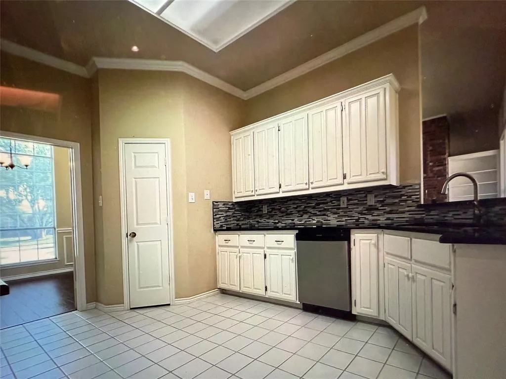 3400 Dartmouth Drive