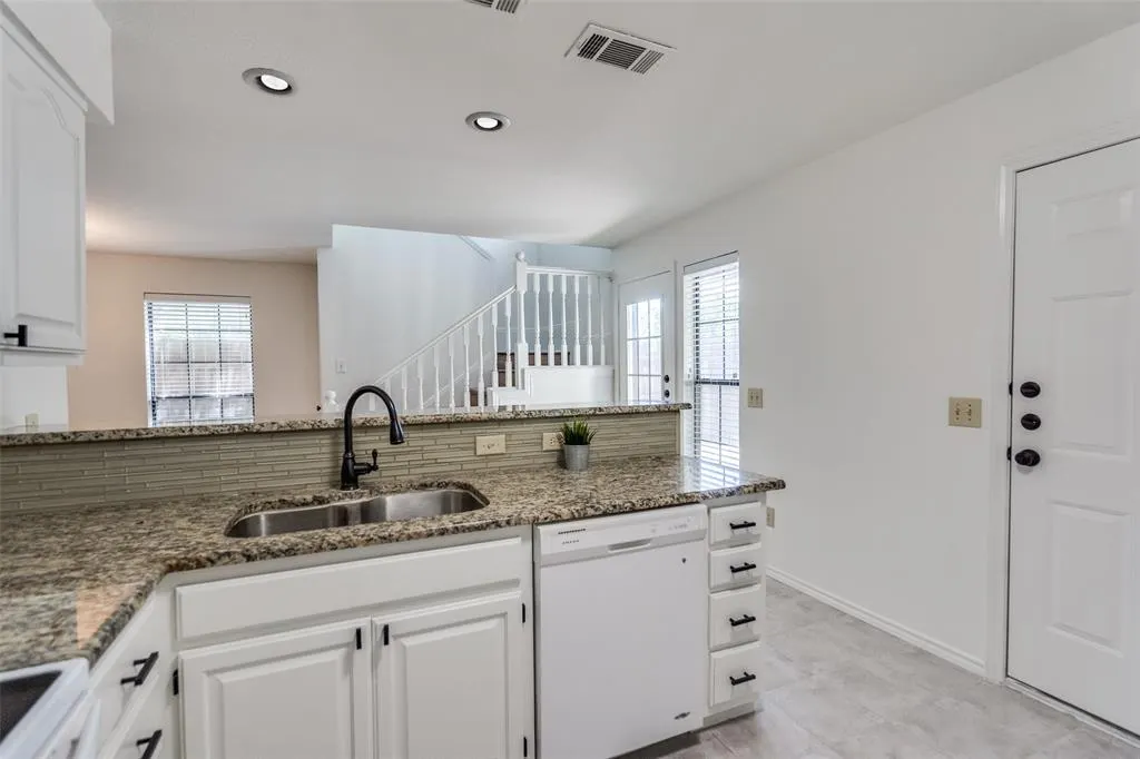 3631 Hilltop Lane