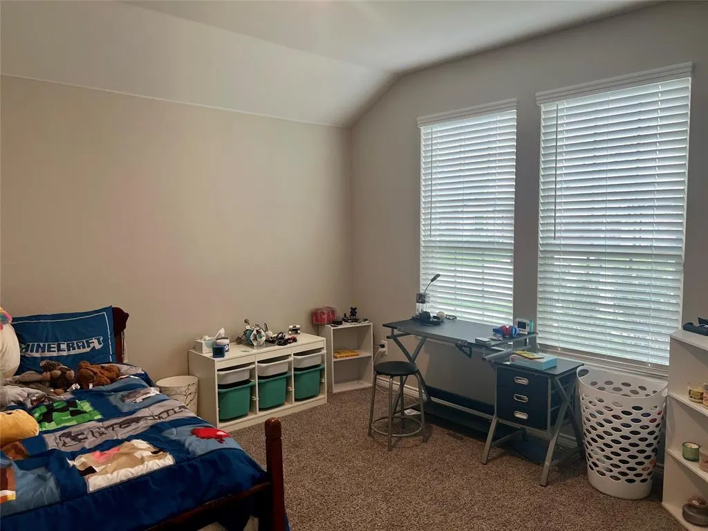 6413 Tudor Place