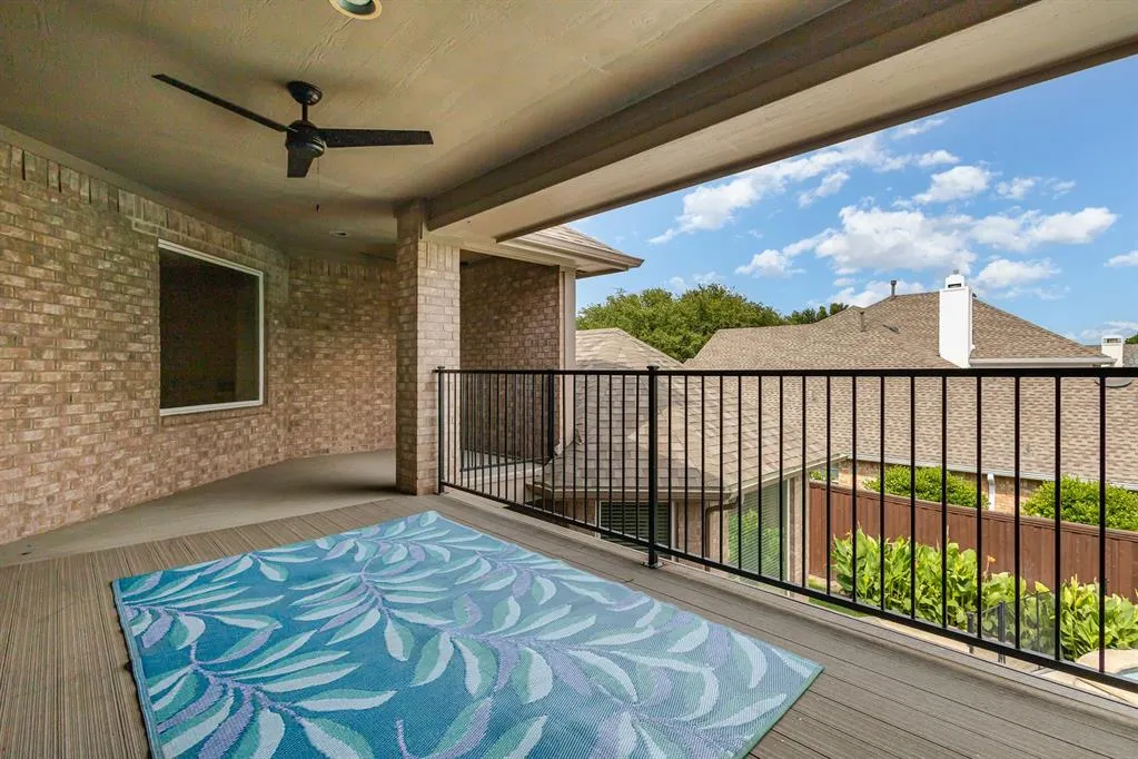 2916 Woods Drive