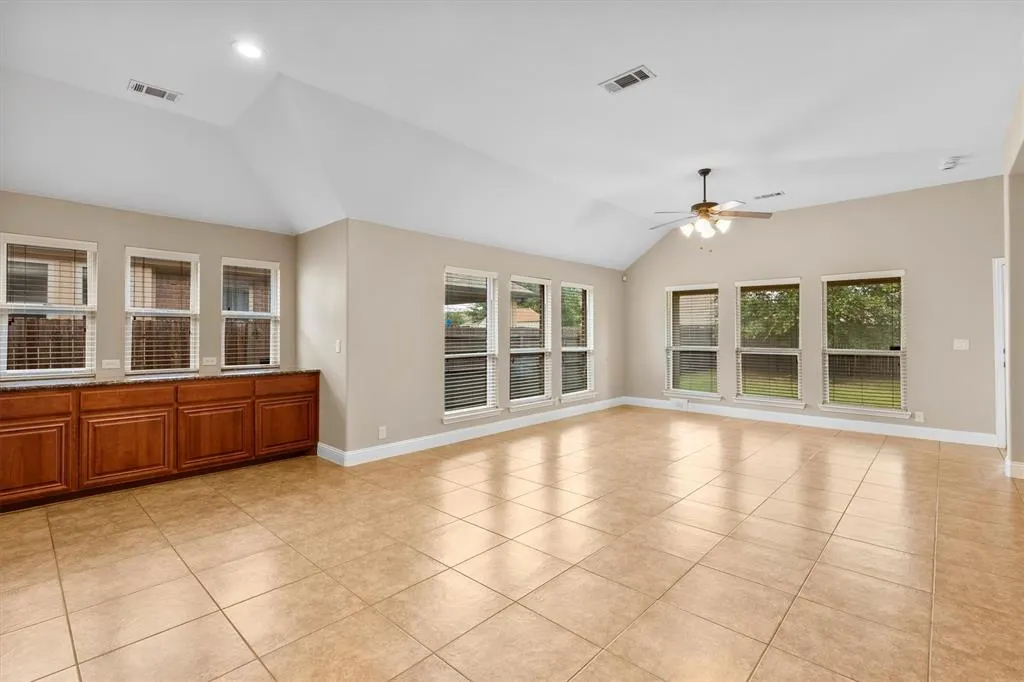 512 Salisbury Drive
