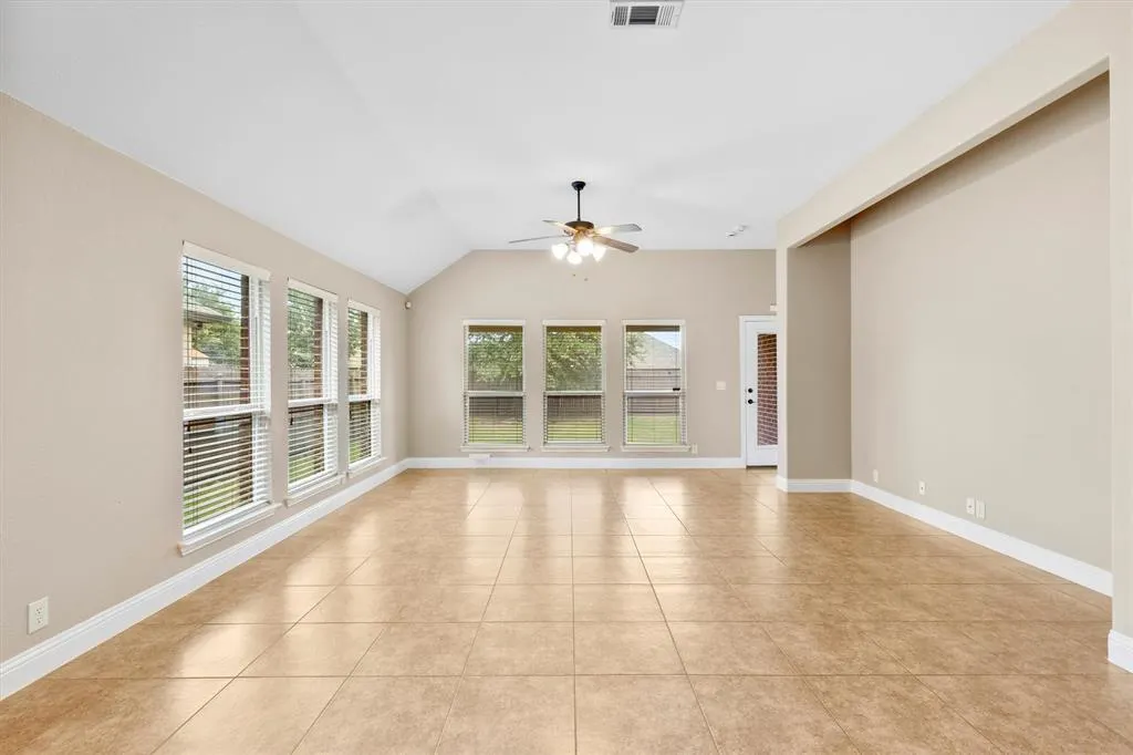 512 Salisbury Drive