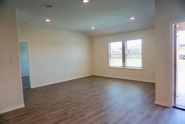 816 English Drive