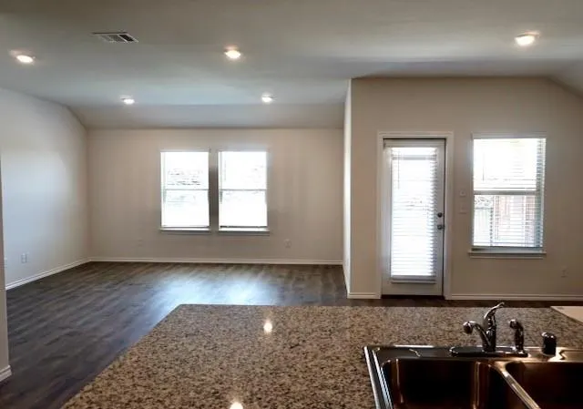 816 English Drive