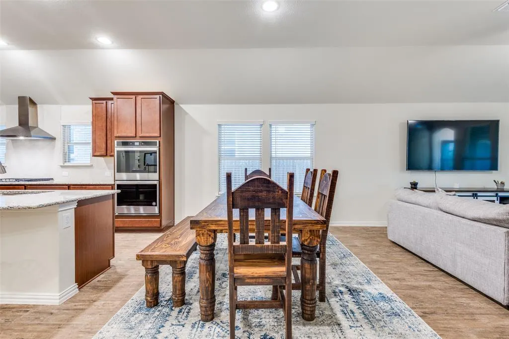 2821 Redbud Lane