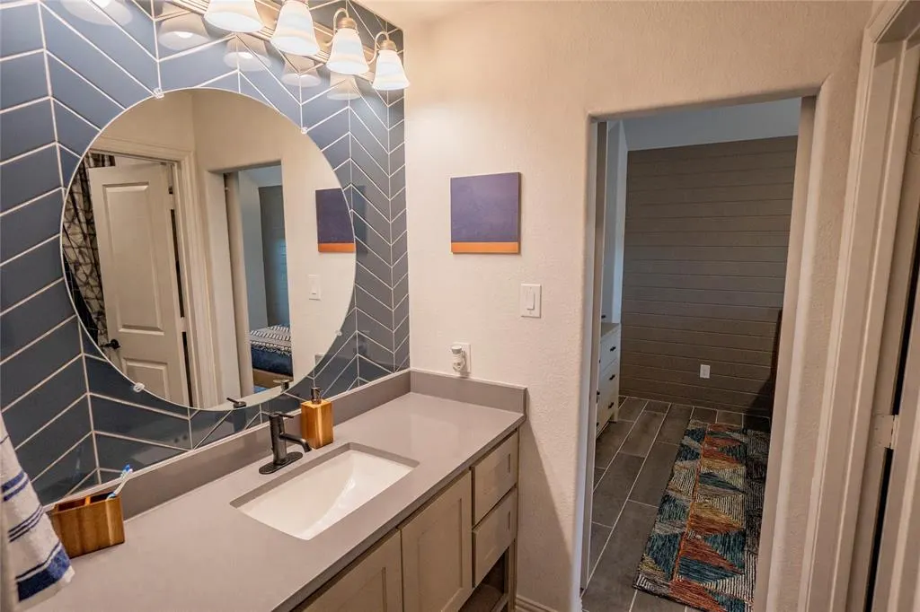 1308 Peregrine Trail