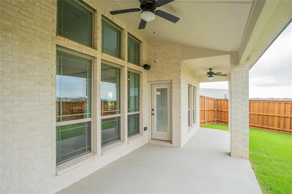 1308 Peregrine Trail