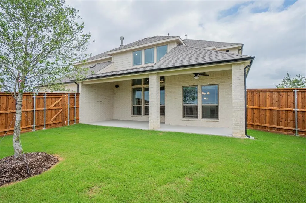 1308 Peregrine Trail