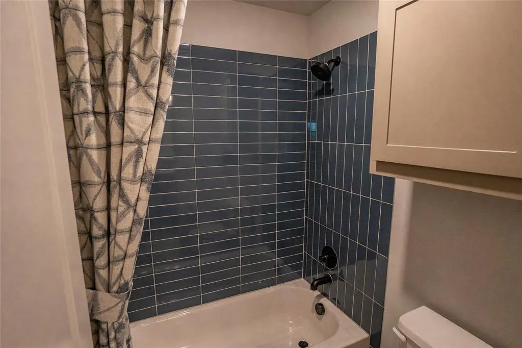 1308 Peregrine Trail
