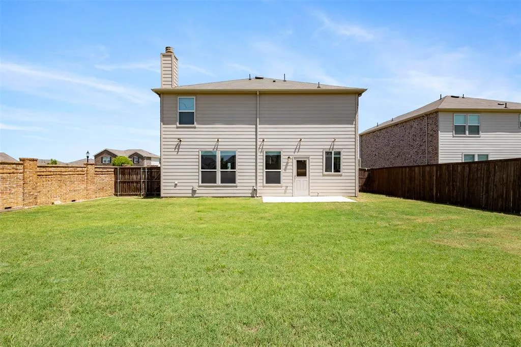 1600 Waggoner Drive