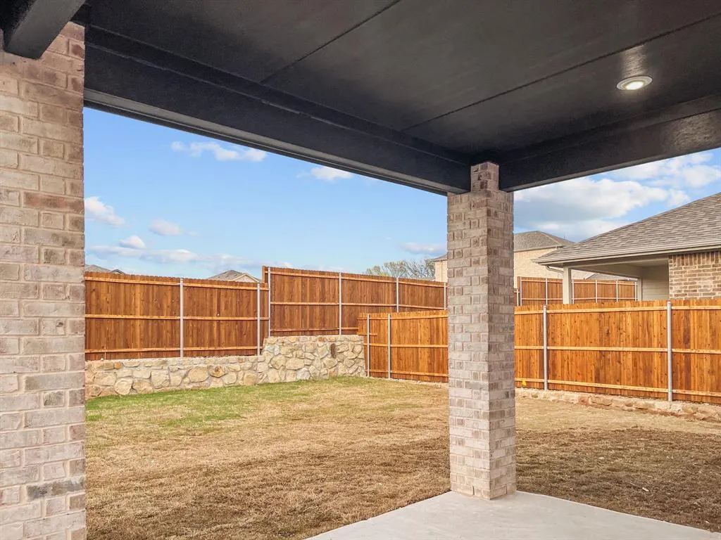 3104 Yellow Pine Drive