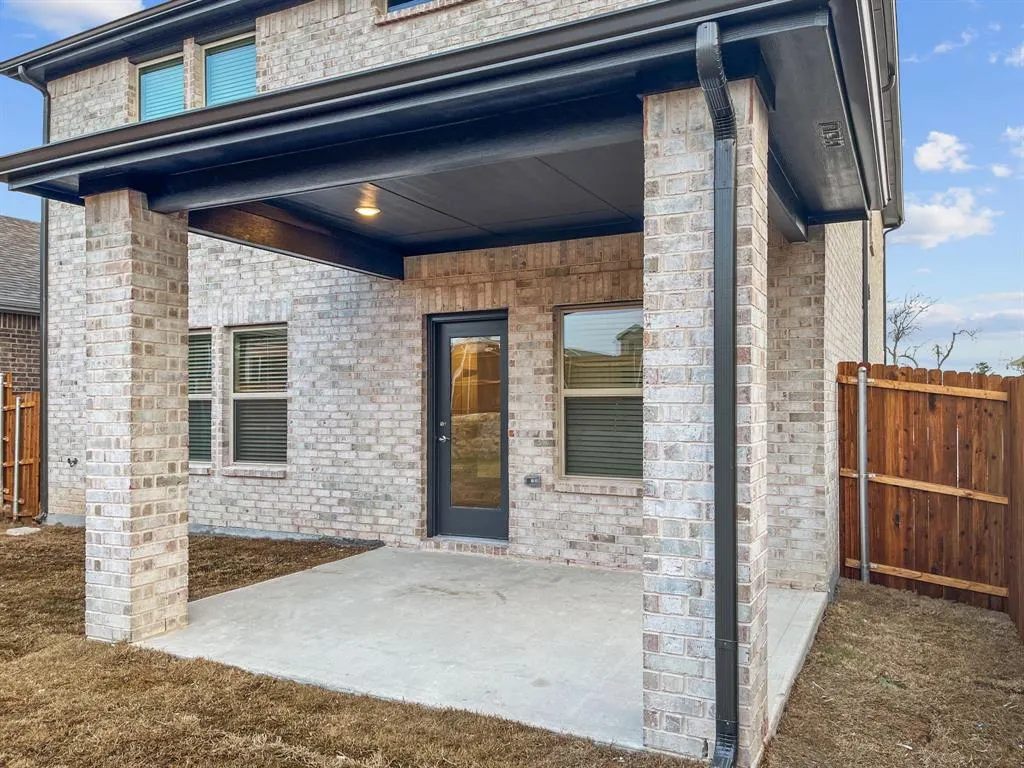 3104 Yellow Pine Drive