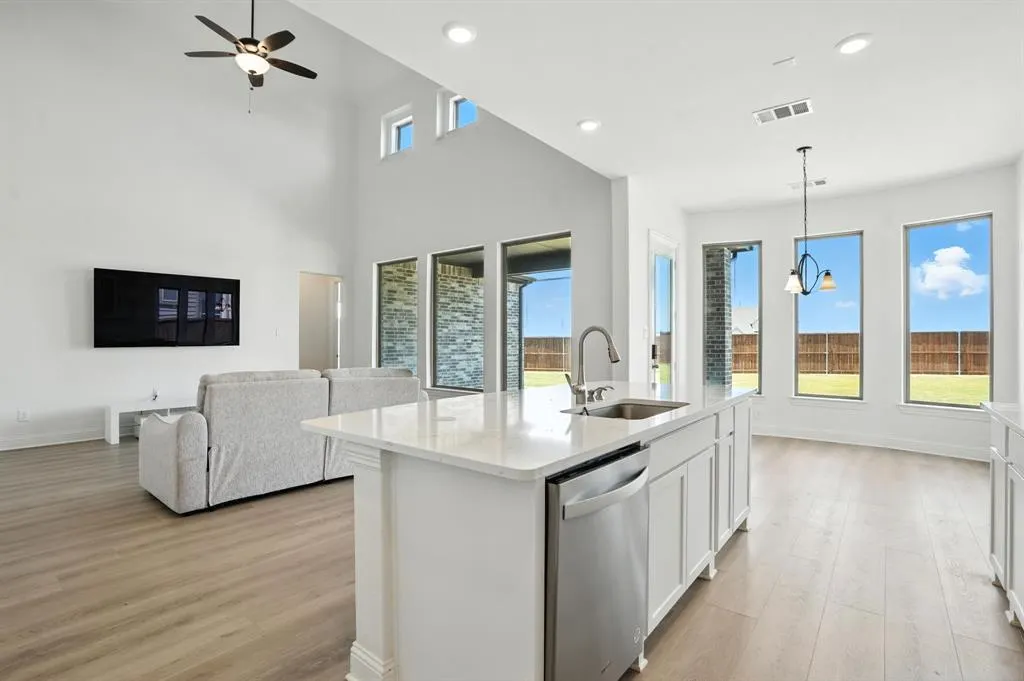 4308 Prickly Pear Avenue
