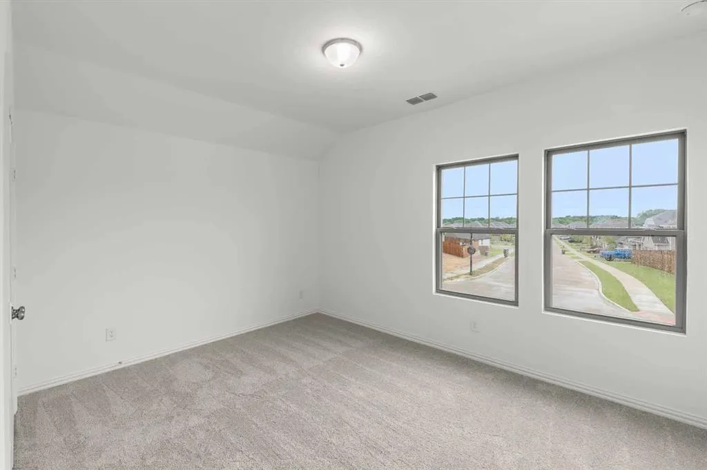 2318 Myrtle Way