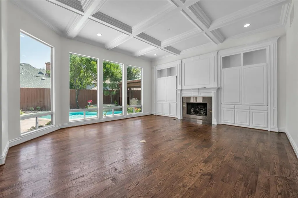 3000 Vinson Lane