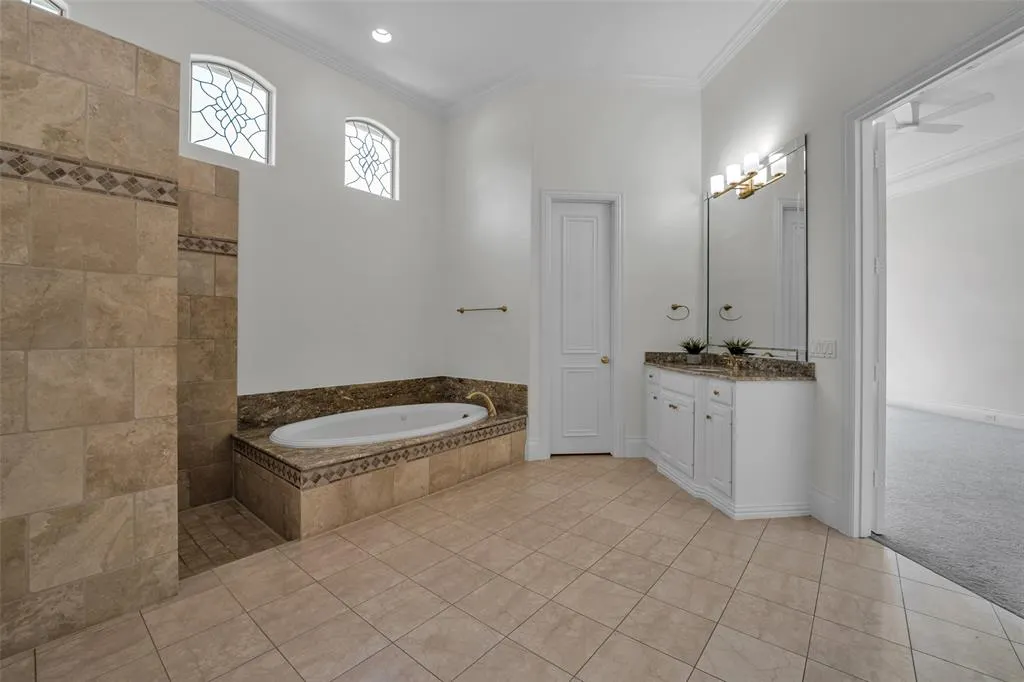 3000 Vinson Lane