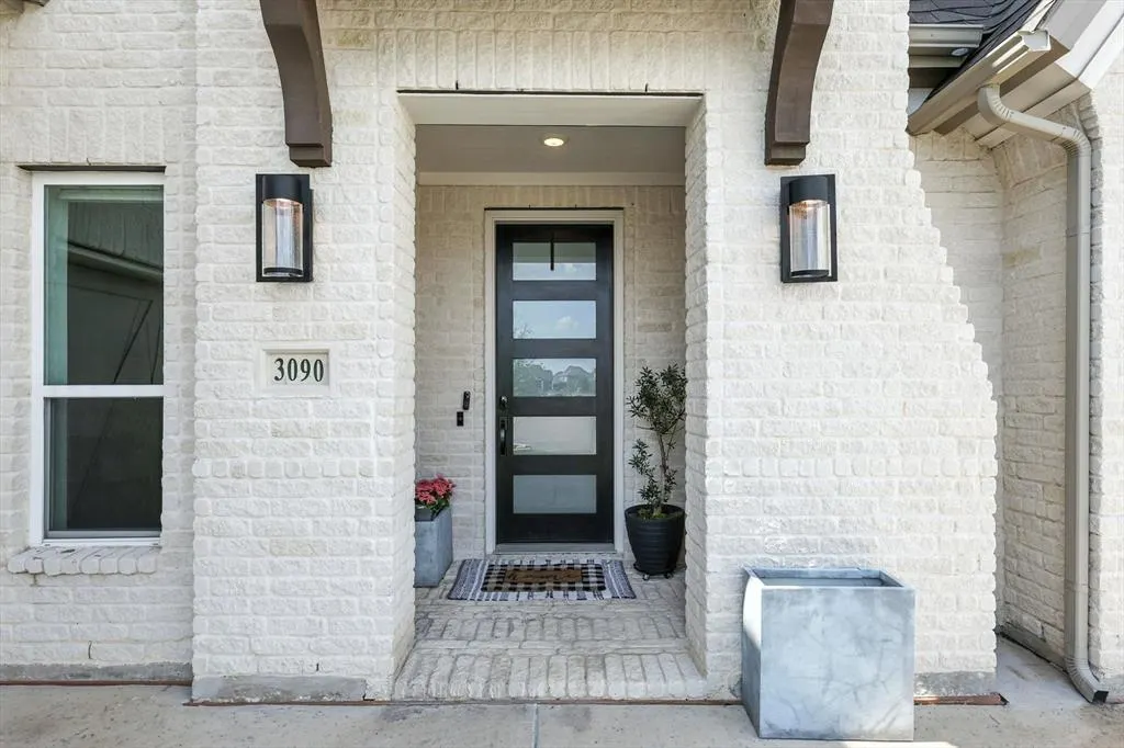 3090 Driftwood Drive