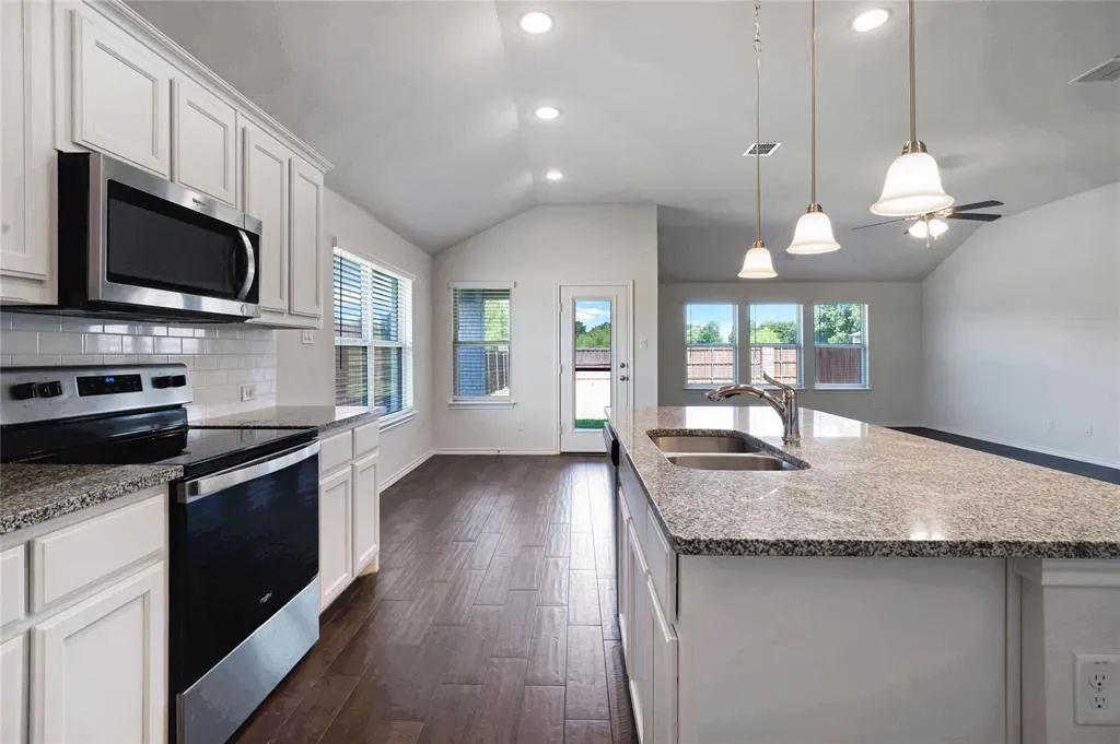 4205 Cordata Drive