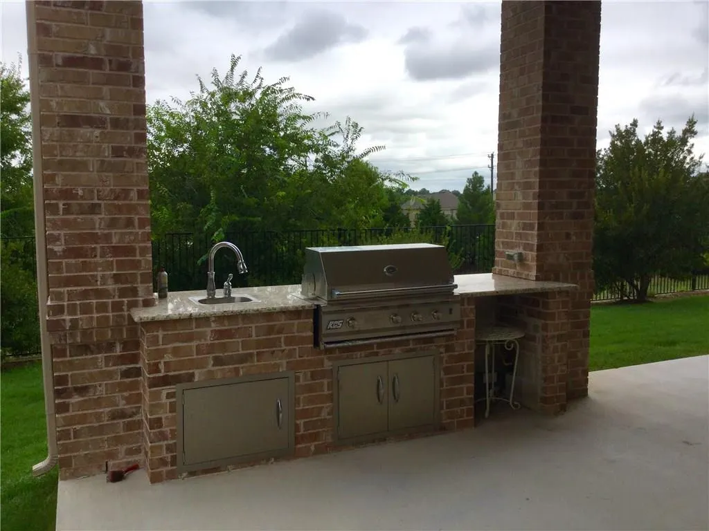 1115 Navarro Drive